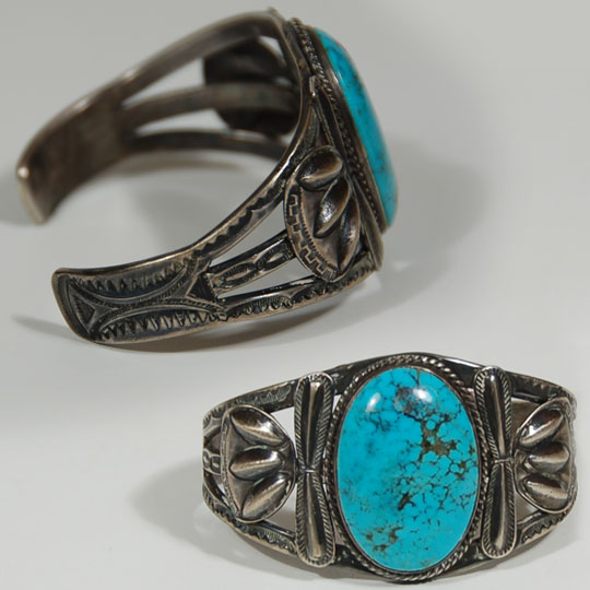 Southwest Navajo Indian Jewelry - 25840